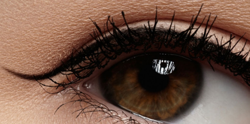 Tatouage eye-liner